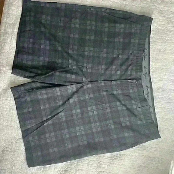 Ben Hogan Mens Plaid Shorts Size: 42 Pre-owned - Picture 2 of 5